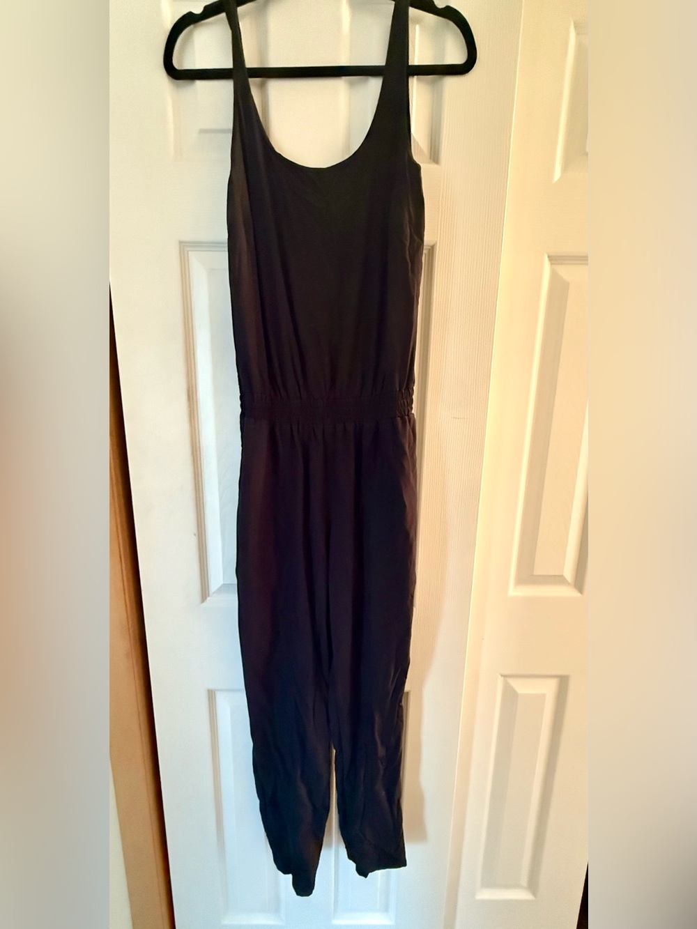 Athleta Black Sleeveless Elastic-Waist Jumpsuit
